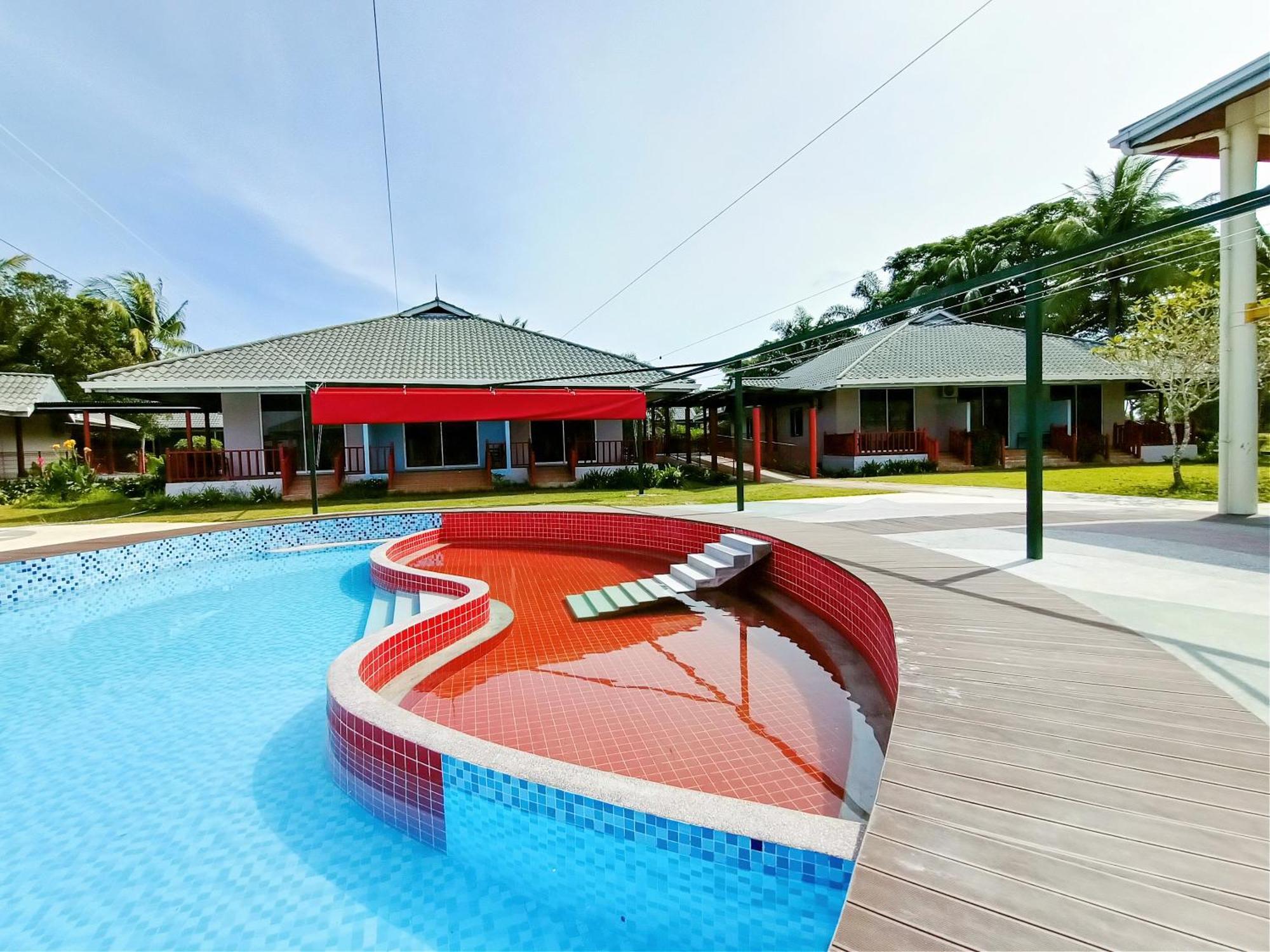 Artitaya Borneo Golf & Resort Papar Exterior foto
