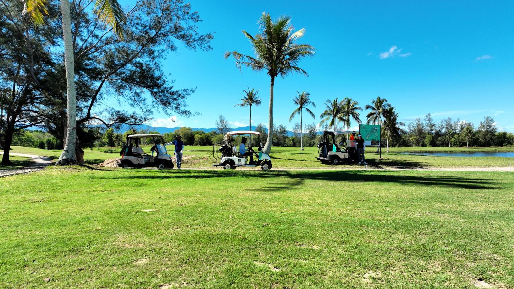 Artitaya Borneo Golf & Resort Papar Exterior foto