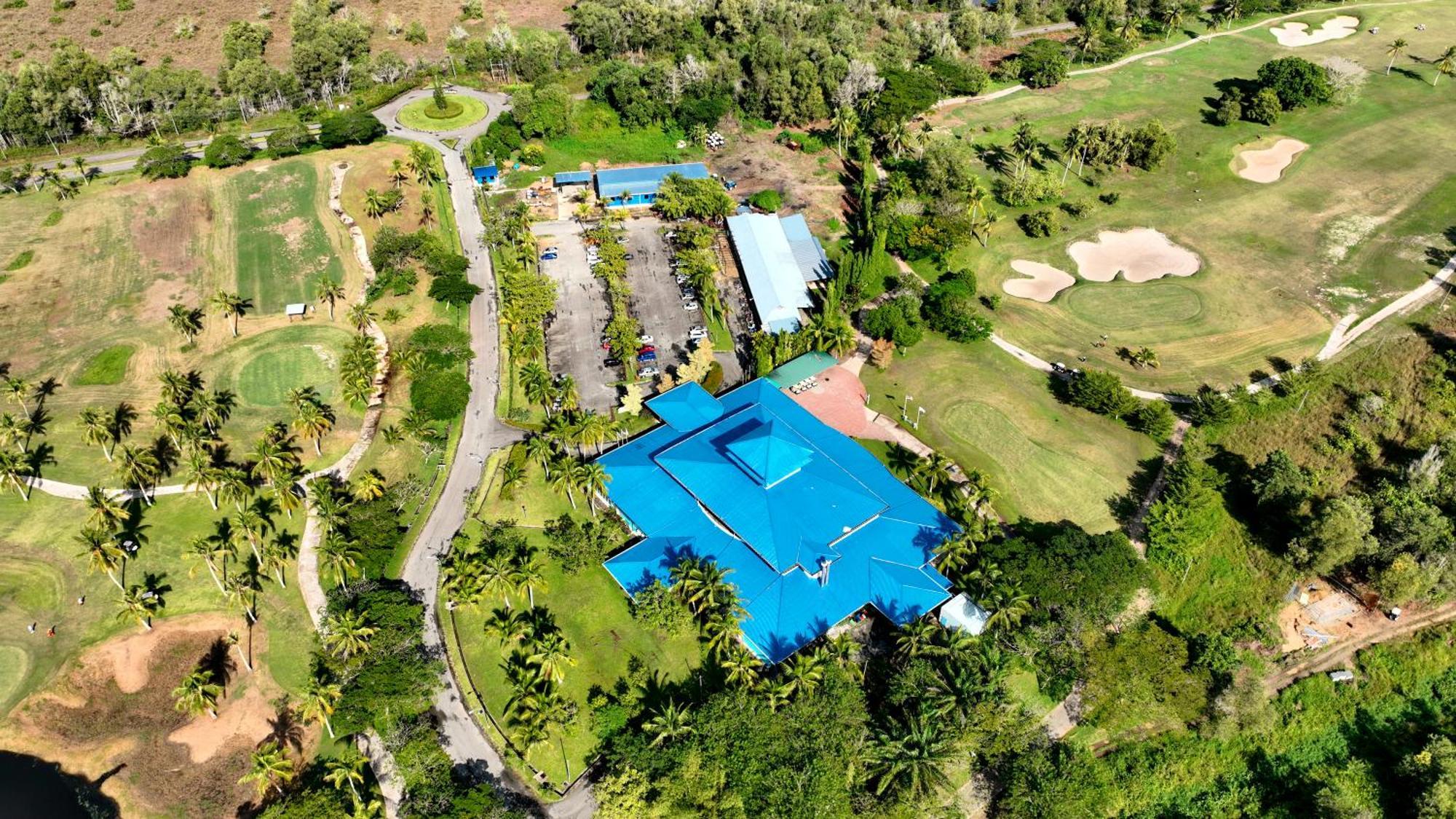 Artitaya Borneo Golf & Resort Papar Exterior foto