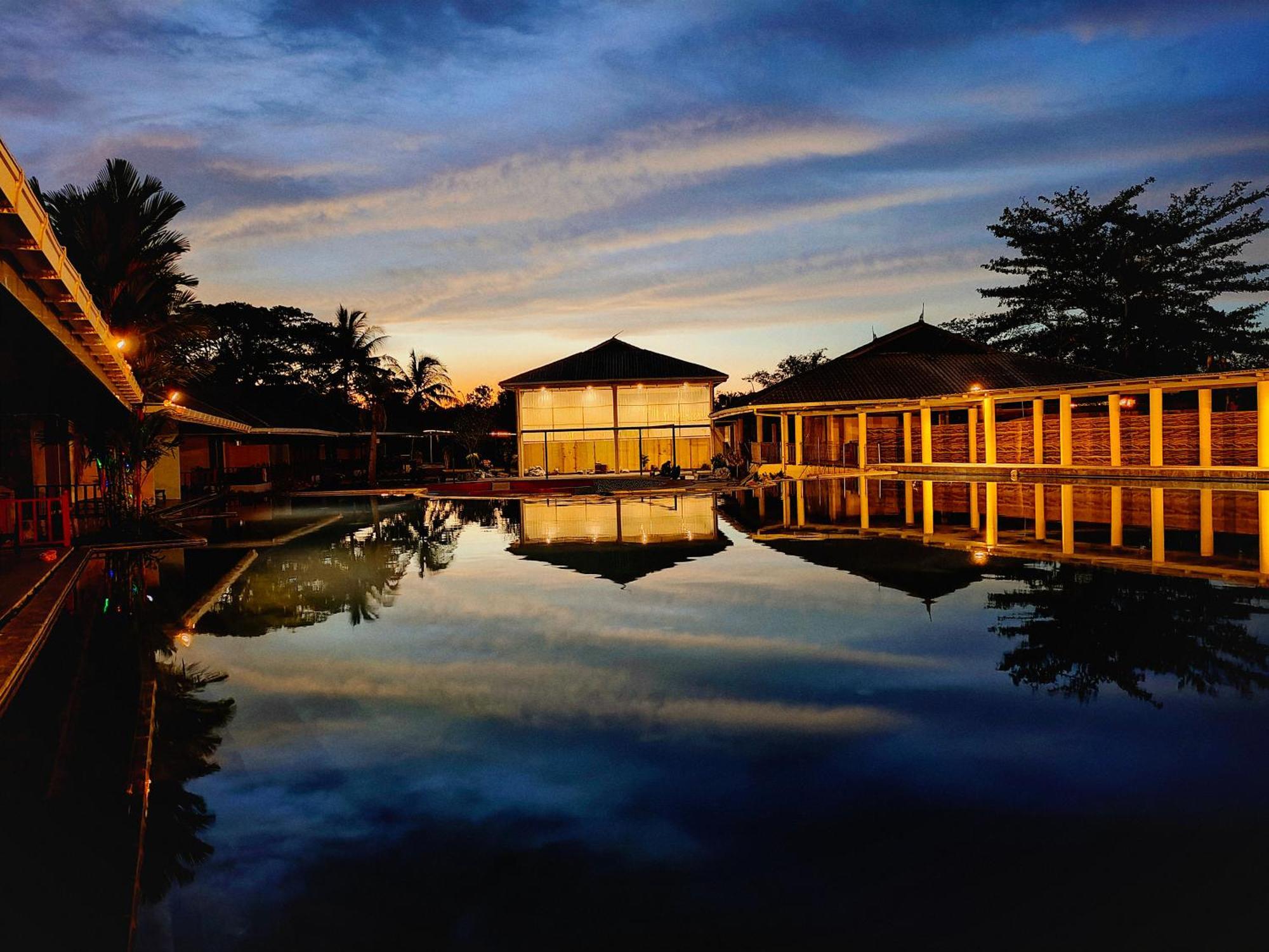 Artitaya Borneo Golf & Resort Papar Exterior foto